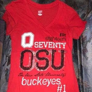 Juniors OSU Ohio State V-Neck Shirt, Size M